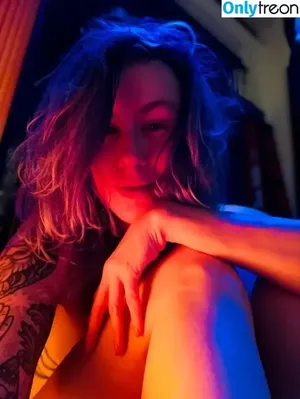Comicbookgirl19 / DanikaXIX / pirateflagnislandgirl nude photo #0219