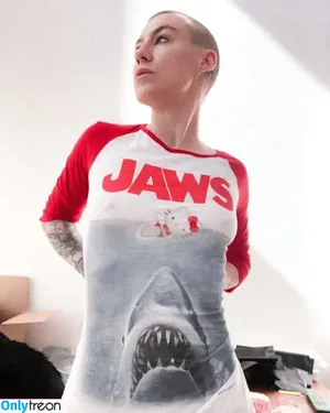 Comicbookgirl19 / DanikaXIX / pirateflagnislandgirl nude photo #0273