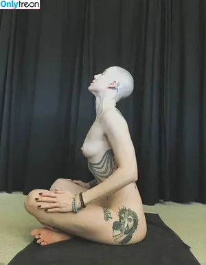 Comicbookgirl19 / DanikaXIX / pirateflagnislandgirl nude photo #0293