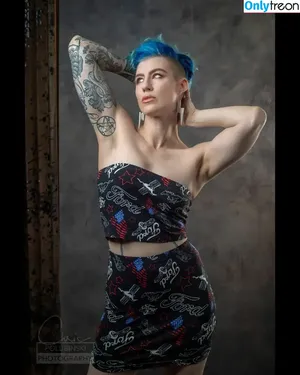 Comicbookgirl19 / DanikaXIX / pirateflagnislandgirl nude photo #0331