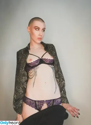 Comicbookgirl19 / DanikaXIX / pirateflagnislandgirl nude photo #0338