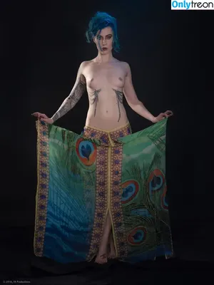 Comicbookgirl19 / DanikaXIX / pirateflagnislandgirl nude photo #0412