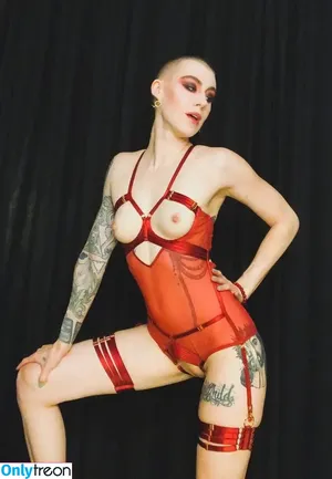 Comicbookgirl19 / DanikaXIX / pirateflagnislandgirl nude photo #0511