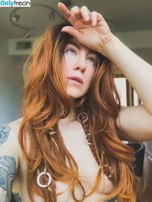 Comicbookgirl19 / DanikaXIX / pirateflagnislandgirl nude photo #0527
