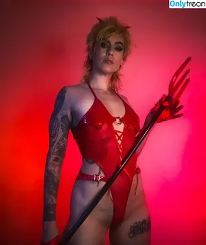 Comicbookgirl19 / DanikaXIX / pirateflagnislandgirl nude photo #0743
