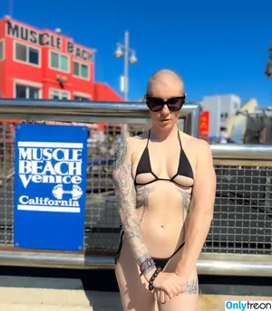 Comicbookgirl19 / DanikaXIX / pirateflagnislandgirl nude photo #0948