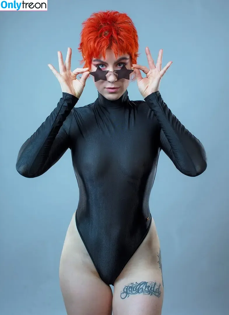 Comicbookgirl19 nude photo #0028 (DanikaXIX / pirateflagnislandgirl)