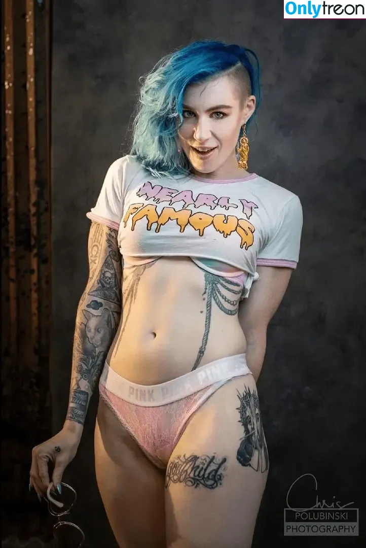 Comicbookgirl19 nude photo #0278 (DanikaXIX / pirateflagnislandgirl)