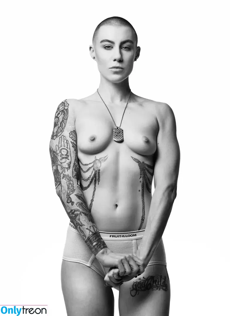 Comicbookgirl19 nude photo #0319 (DanikaXIX / pirateflagnislandgirl)