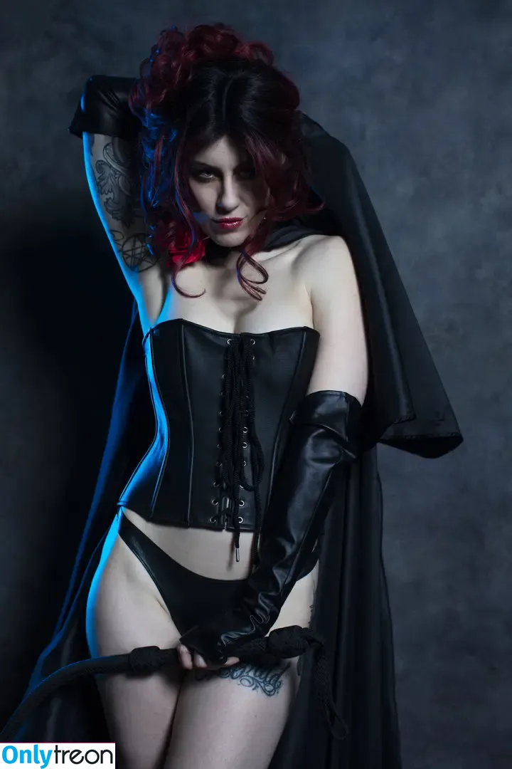 Comicbookgirl19 nude photo #0467 (DanikaXIX / pirateflagnislandgirl)