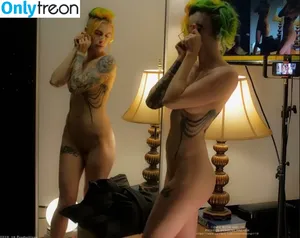 Comicbookgirl19 / DanikaXIX / pirateflagnislandgirl nude photo #1148
