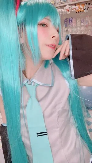 como.exe / Comonun / hitori.exe nude photo #0105