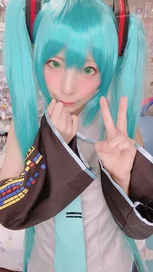 como.exe / Comonun / hitori.exe nude photo #0123