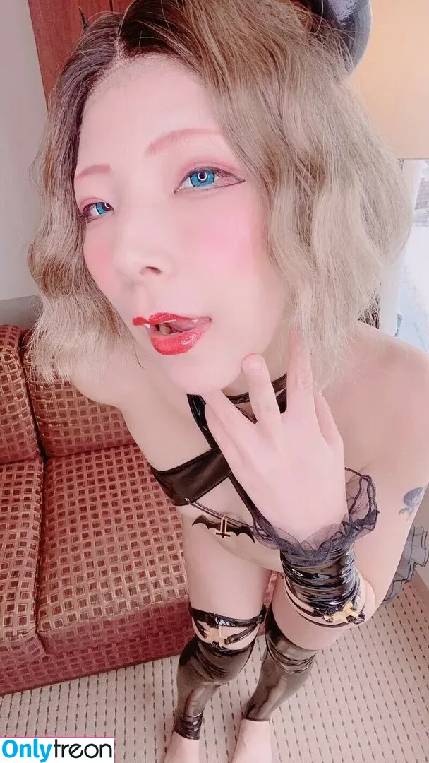 como.exe nude photo #0020 (Comonun / hitori.exe)