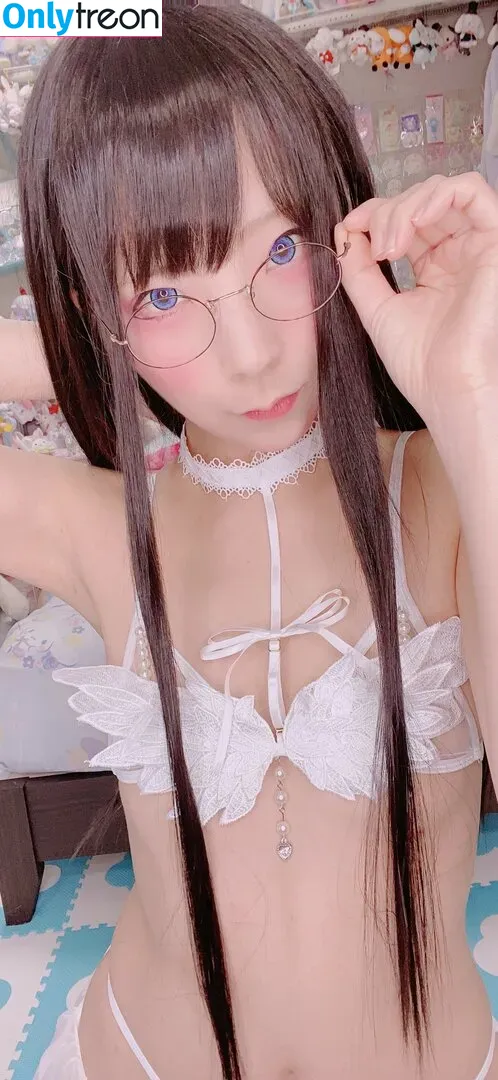 como.exe nude photo #0099 (Comonun / hitori.exe)