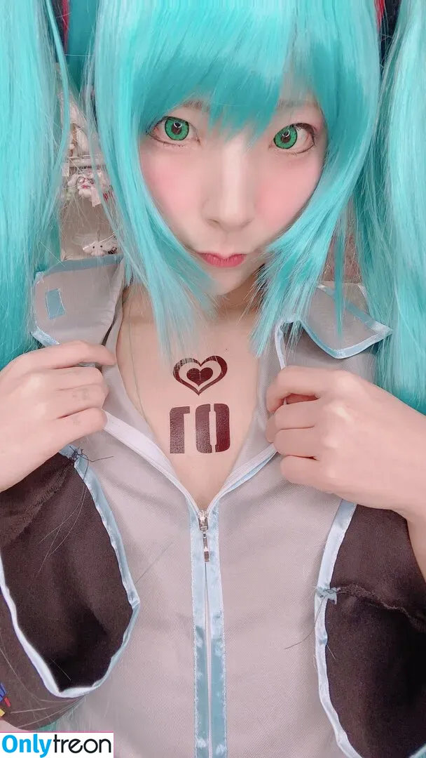 como.exe nude photo #0111 (Comonun / hitori.exe)