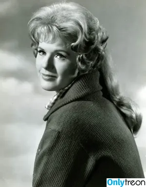 Connie Stevens / theconniestevens nude photo #0006