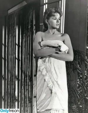 Connie Stevens / theconniestevens nude photo #0009