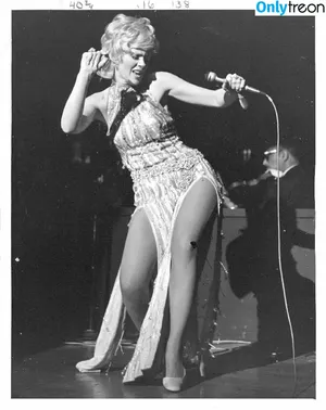 Connie Stevens / theconniestevens nude photo #0021