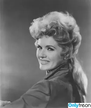 Connie Stevens / theconniestevens nude photo #0050