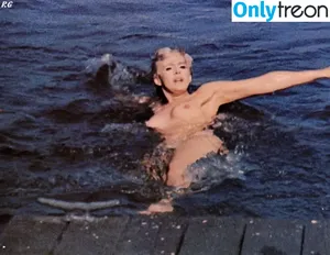 Connie Stevens / theconniestevens nude photo #0058