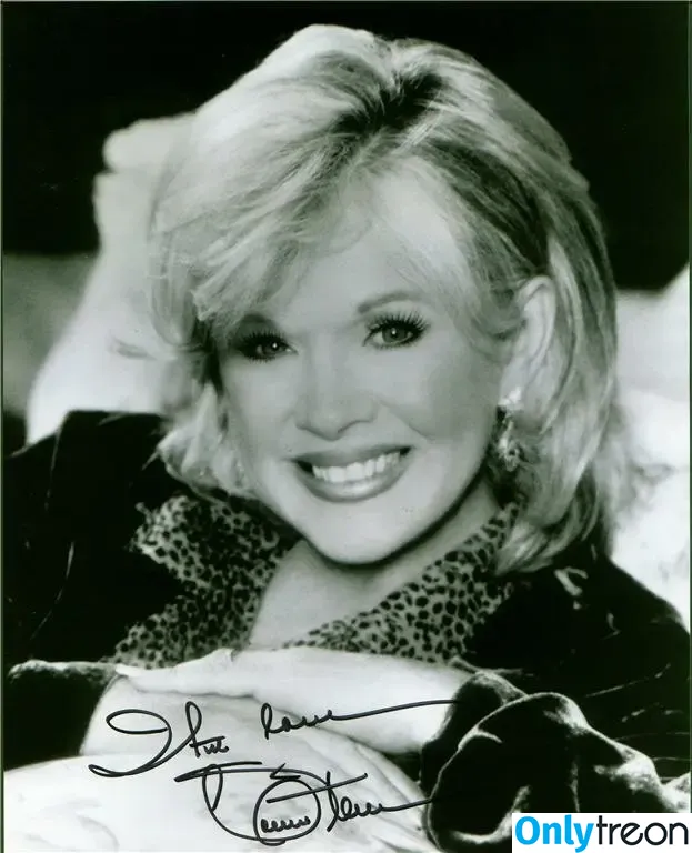 Connie Stevens nude photo #0005 (theconniestevens)