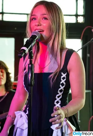 Connie Talbot / Conniestiktok / ficialconnietalbot / officialconnietalbot nude photo #0024