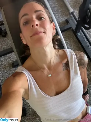 Convincedmom4u / the.becktriplets nude photo #0033