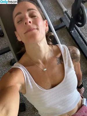 Convincedmom4u / the.becktriplets nude photo #0034