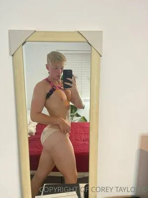 coreytaylorvip / coreytaylor nude photo #0098
