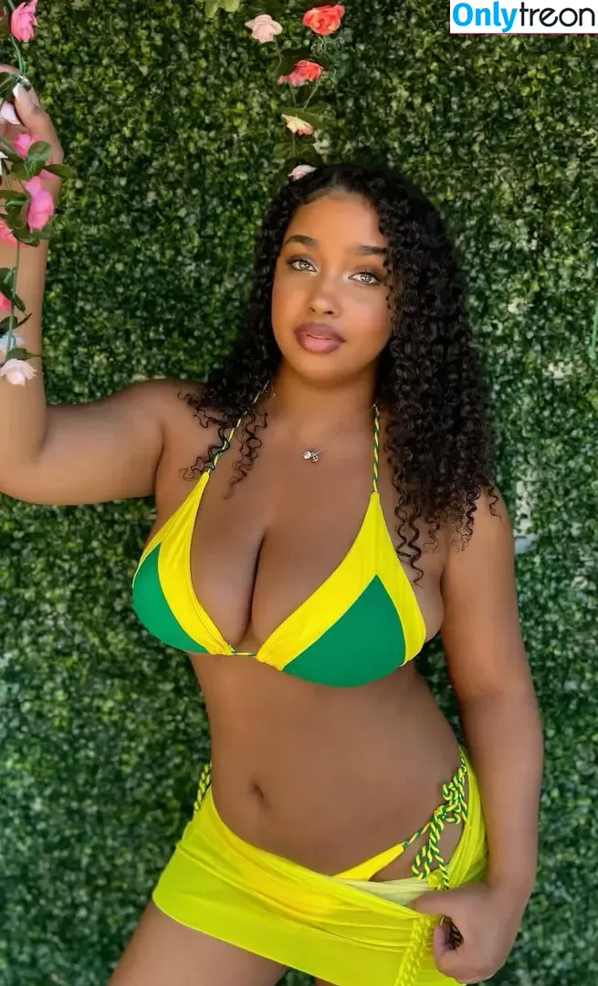 Corie Rayvon nude photo #0022 (CorieRayvon)