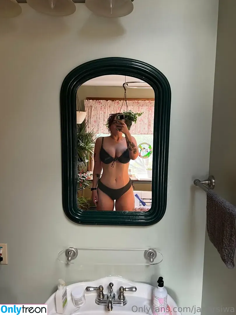 Coriinthehaus nude photo #0008 (Boob Dylan / Colorado standup comedian / byusupersoaker / cori dech)