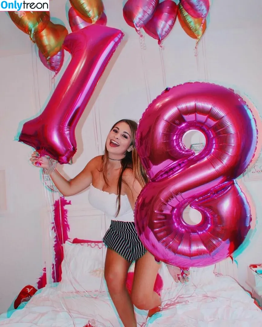 Corrina M nude photo #0083 (corinnakopf / corrinamehiel)