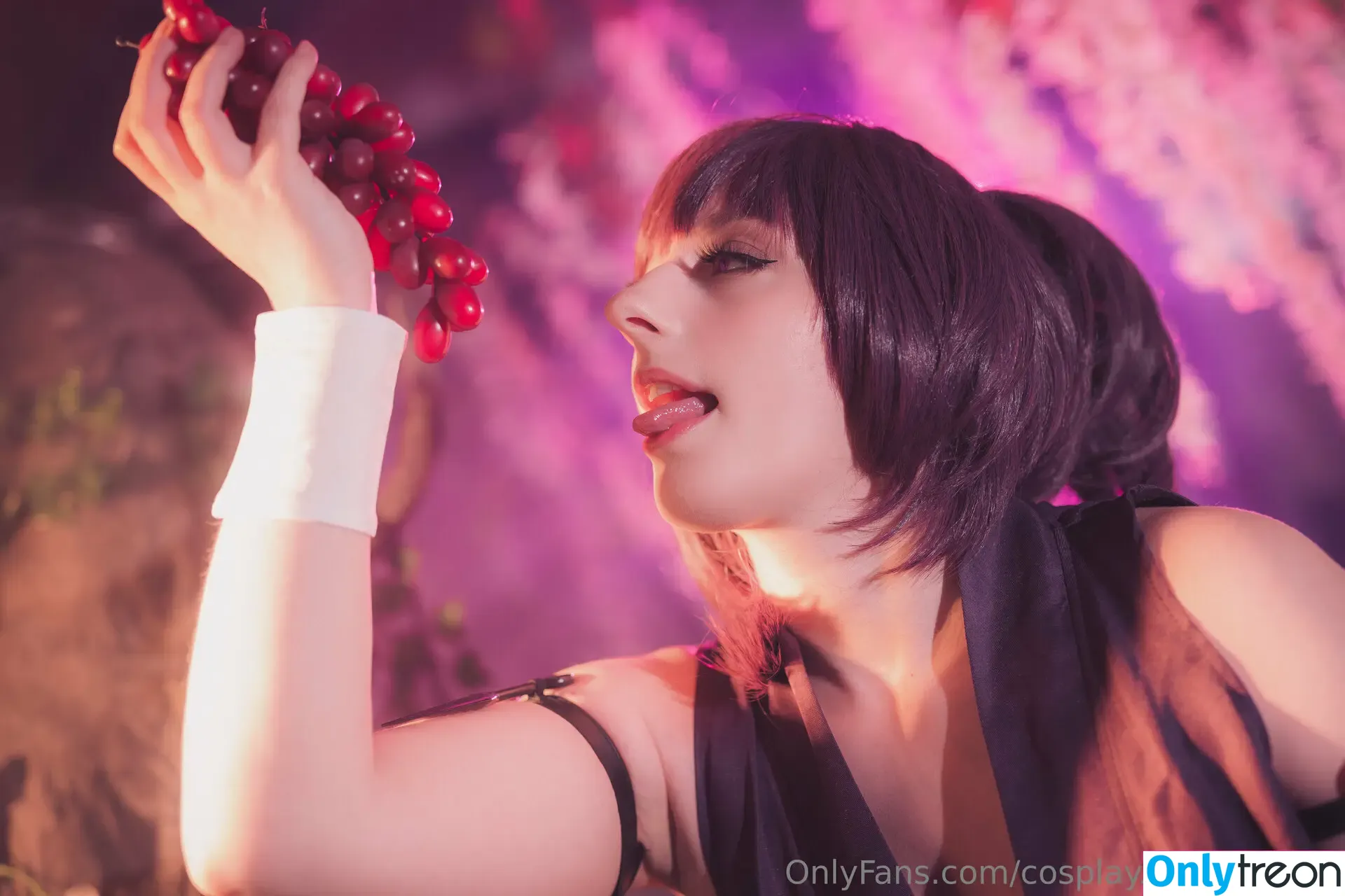 cosplay.melpomene nude photo #0061 (cosplay.melpomene)