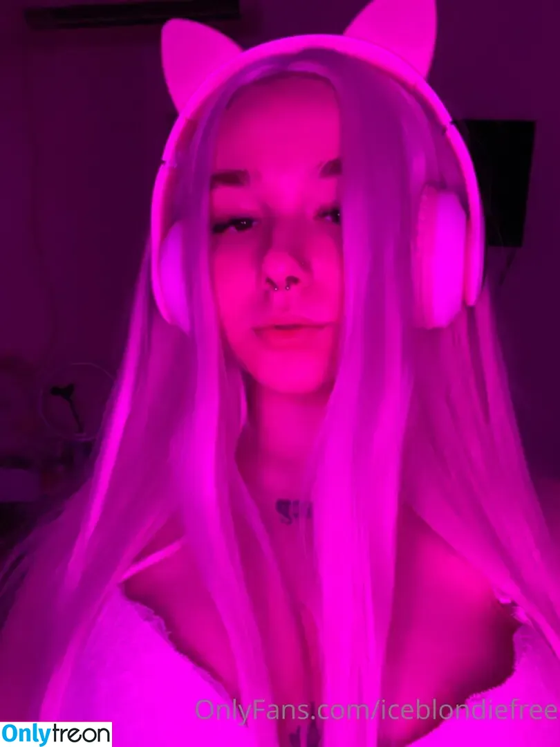 cosplayfoxyuzumaki nude photo #0045 (foxyuuki_cosplay)