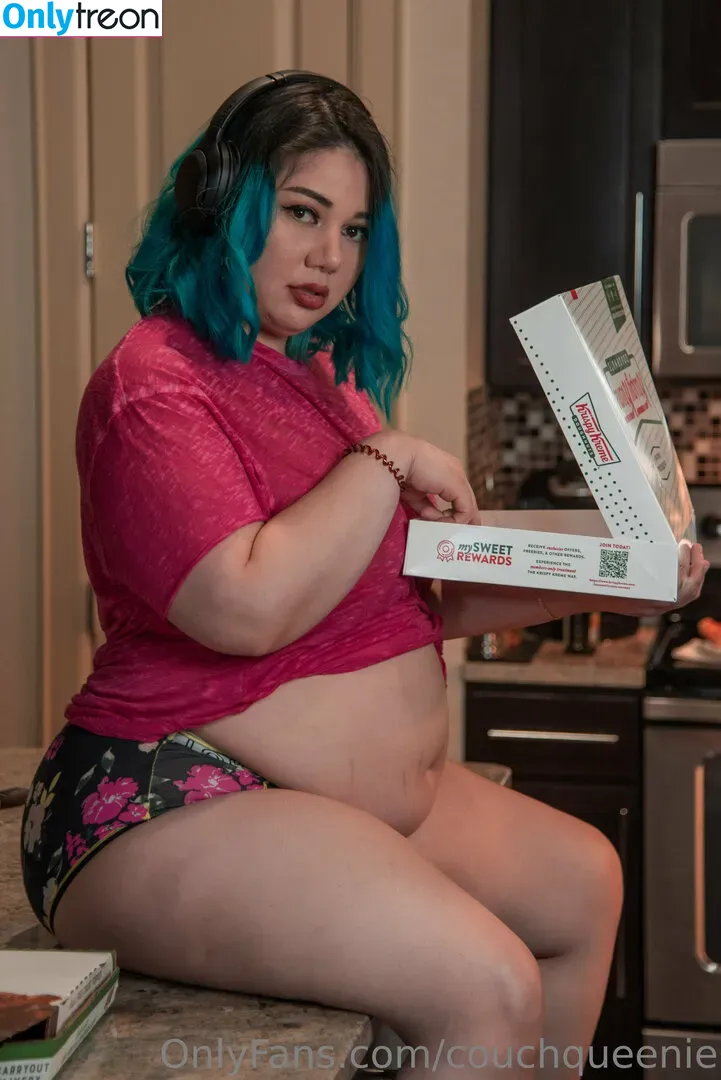 couchqueenie nude photo #0038 (couchqueenie)