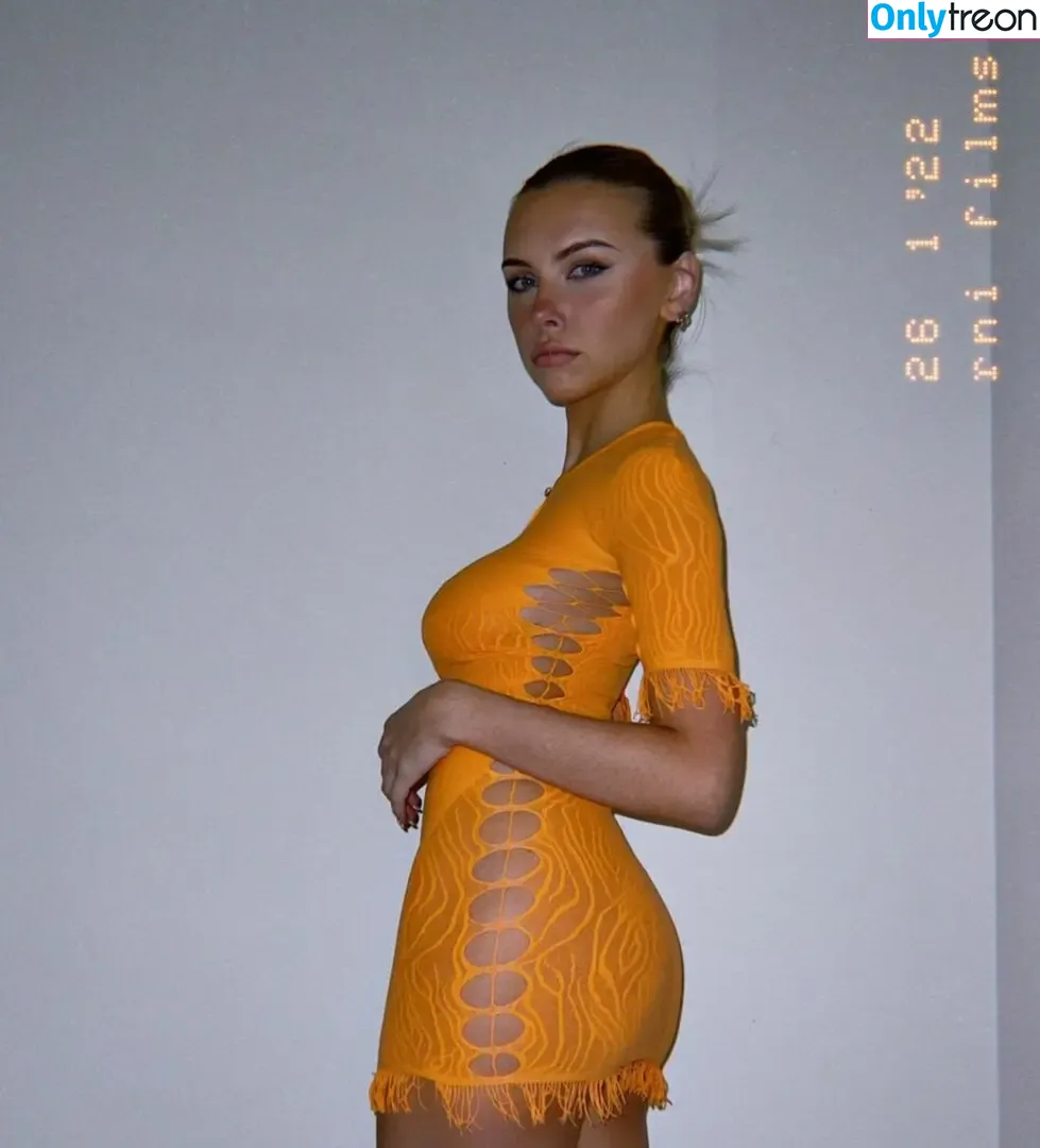 Courtney Antalek nude photo #0091 (courtneyantalek)