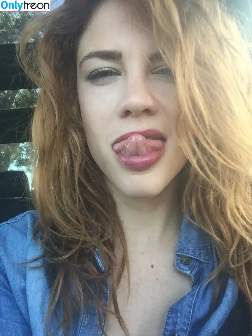Courtney Hope nude photo #0003 (courtneylove0210 / thecourtneyhope)