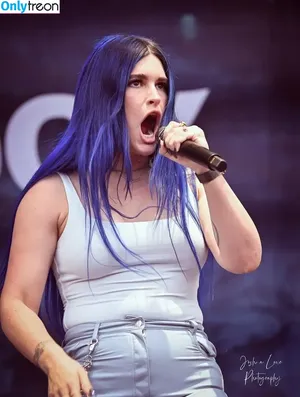 Courtney LaPlante / Spiritbox Singer / courtneylaplante nude photo #0067
