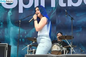 Courtney LaPlante / Spiritbox Singer / courtneylaplante nude photo #0090