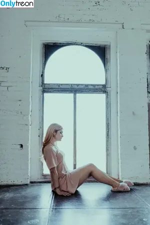 Courtney LaPlante / Spiritbox Singer / courtneylaplante nude photo #0111