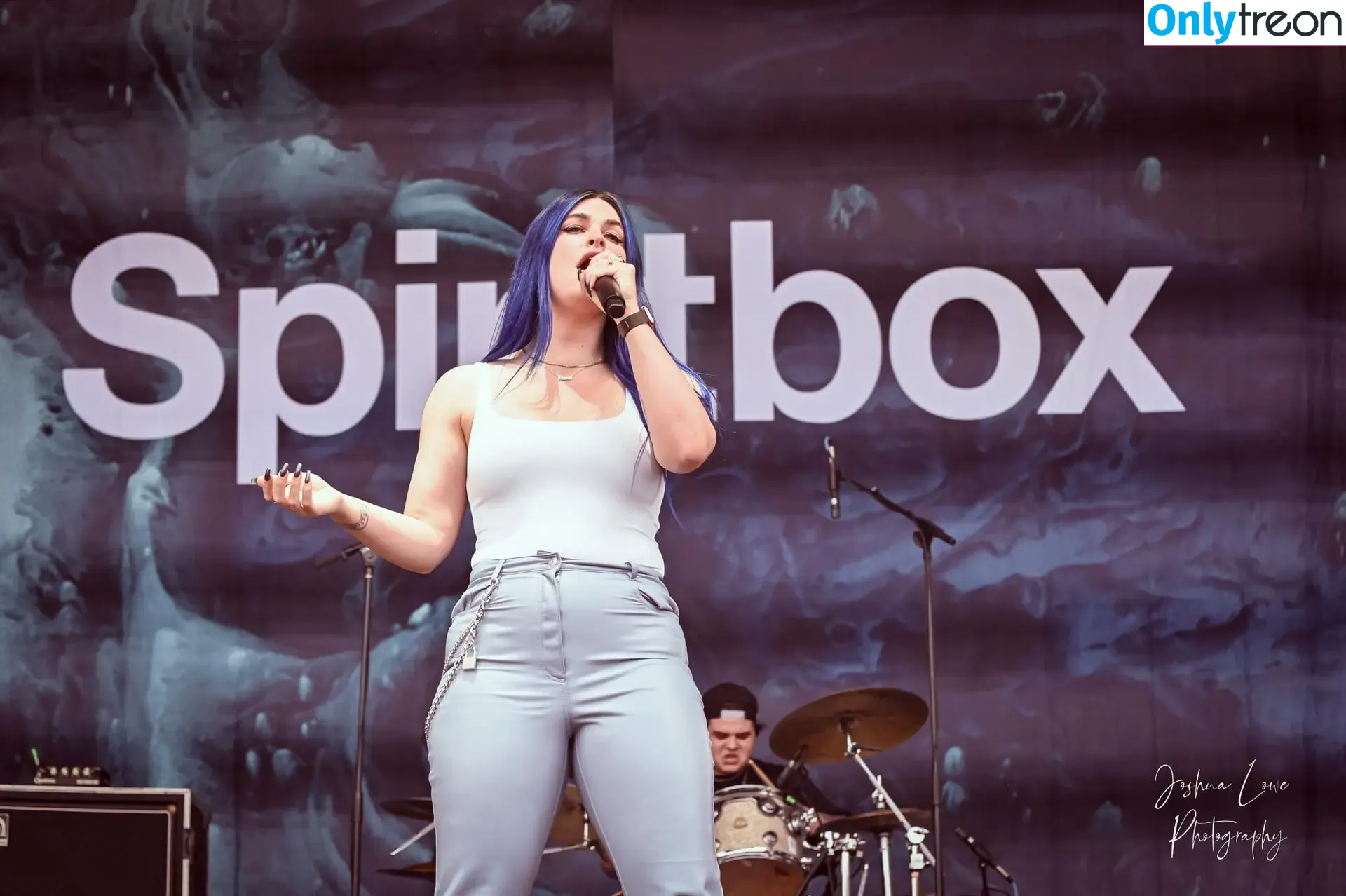 Courtney LaPlante nude photo #0071 (Spiritbox Singer / courtneylaplante)
