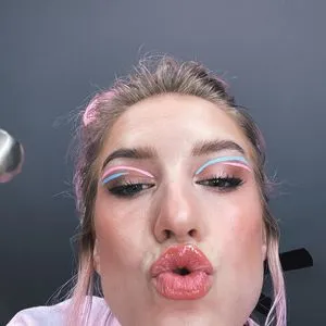 Courtney Miller / co_mill / pikagurlx / typicalvlogs nude photo #0011