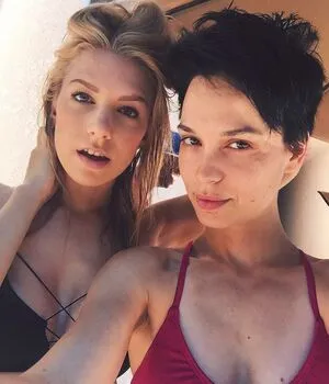 Courtney Miller / co_mill / pikagurlx / typicalvlogs nude photo #0331
