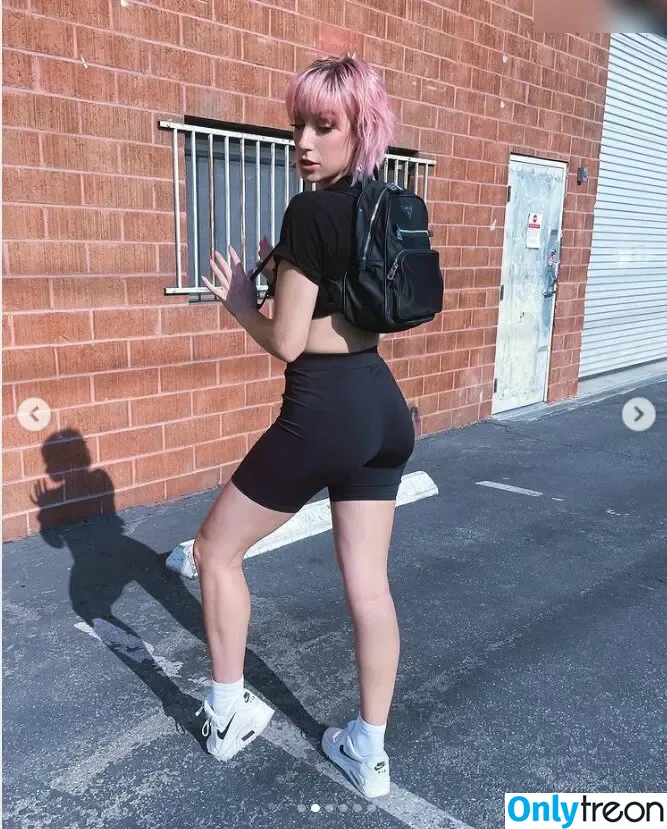 Courtney Miller nude photo #0503 (co_mill / pikagurlx / typicalvlogs)