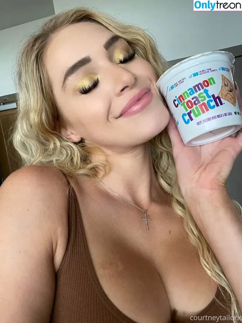 Courtney Taylor nude photo #0211 (courtneytailor / courtneytaylorxxx)