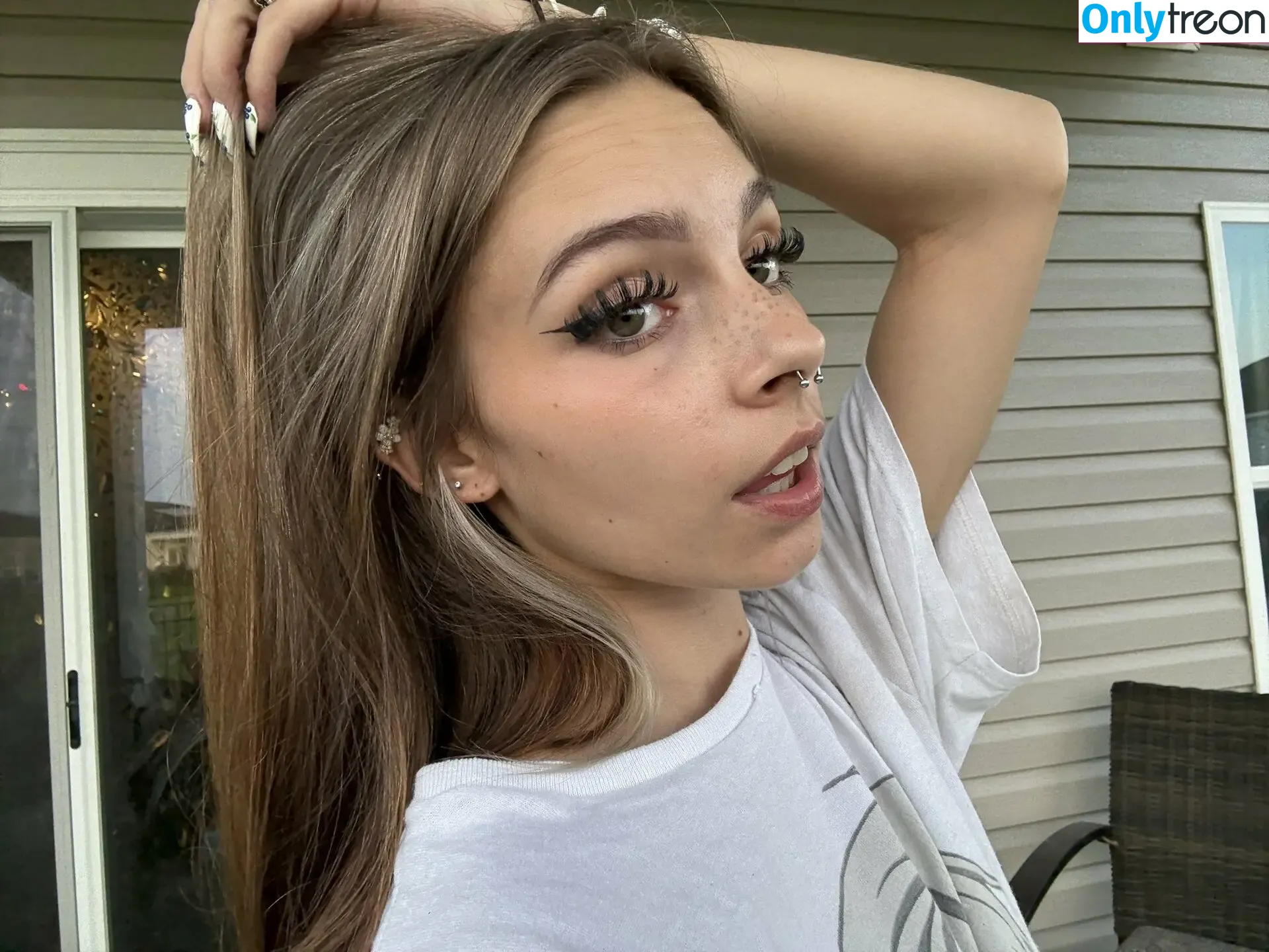 Courtney nude photo #0269 (22xoCourtney / CokeBottleGirl / co_mill / courtney22xo)