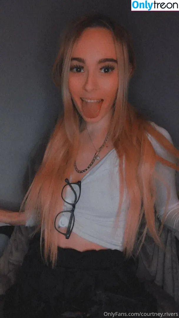 courtneyriverss nude photo #0100 (courtneyyrivers)