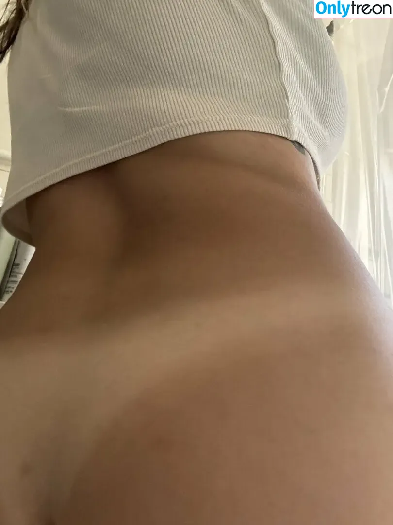 cowgirllaura nude photo #0027 (lauraaadilene)
