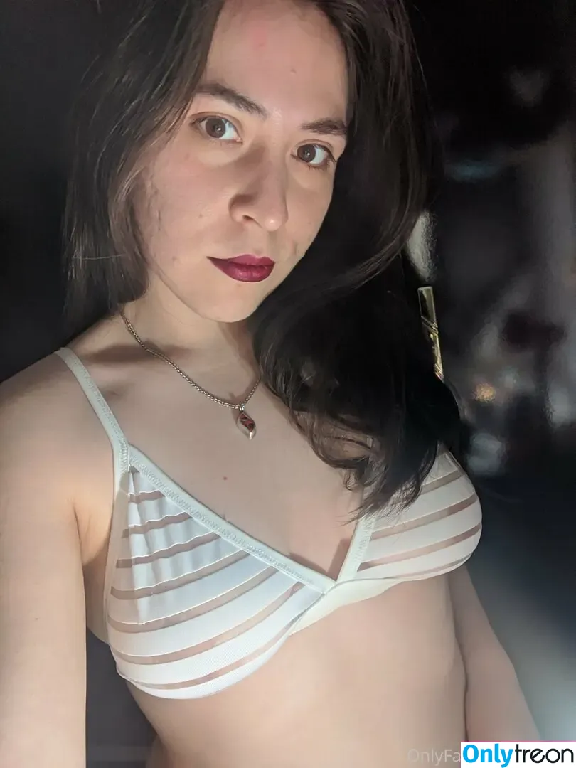 creamypussygoddes nude photo #0012 (dragonitemaddie)
